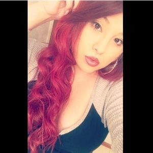 Meet your Posher, Briana